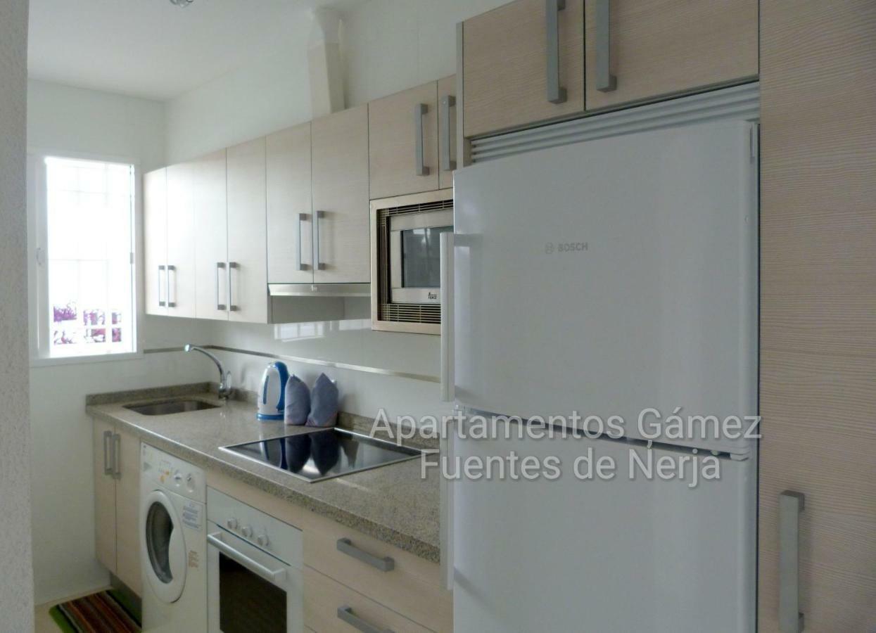Fuentes De Nerjaアパートメント エクステリア 写真